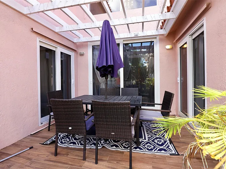 6602 Geneva St — Photo 27