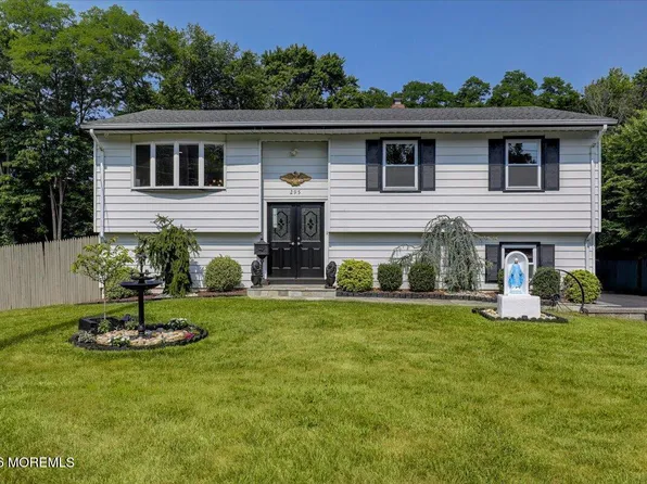 295 Route 79, Morganville, NJ 07751