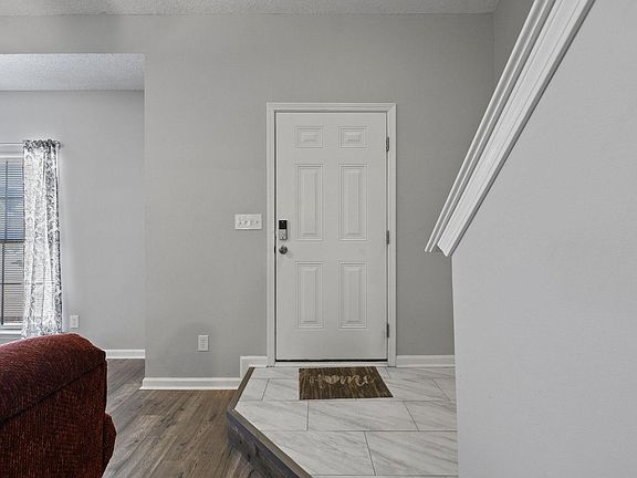 4th image of 1616 Smokehouse Dr