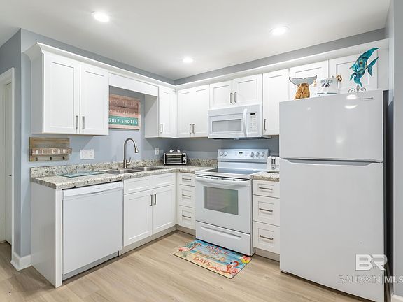 5th image of 400 Plantation Rd #3108
