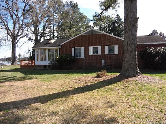 3rd image of 7127 Fary Dr