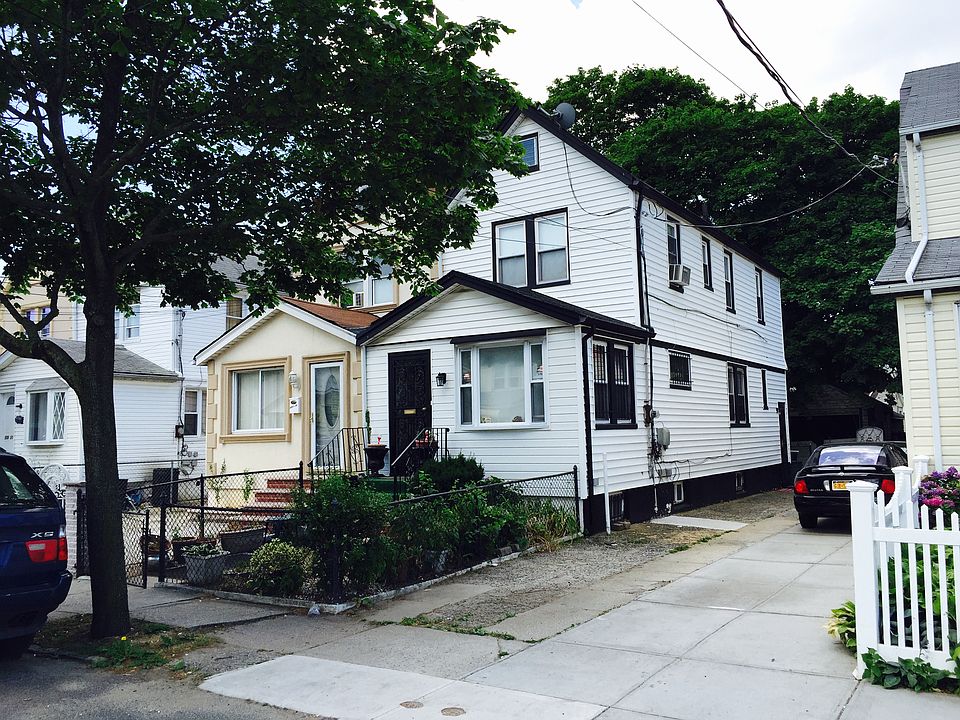 1st image of 11814 202nd St