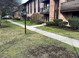 16460 Heather Ln, Cleveland, OH 44130