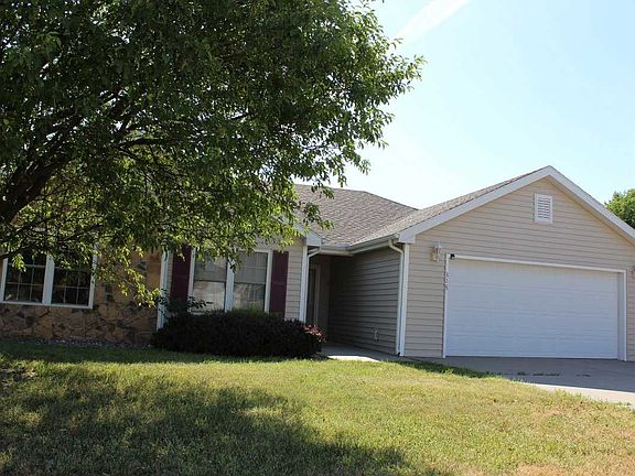2nd image of 318 Commanche Ct