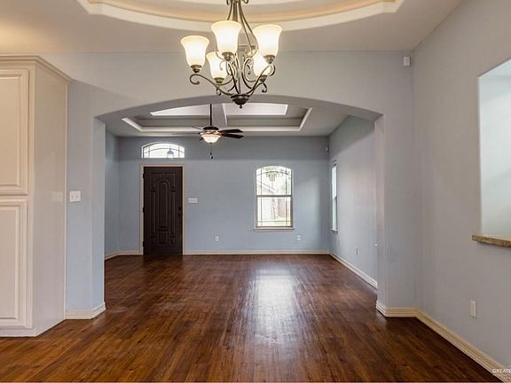 3rd image of 3834 Stratosphere Dr