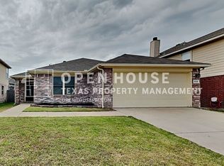 3632 Silverado Trl, Roanoke, TX 76262