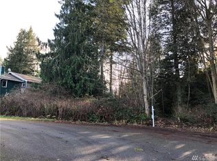 37409 NE Fern Pl, Hansville, WA 98340