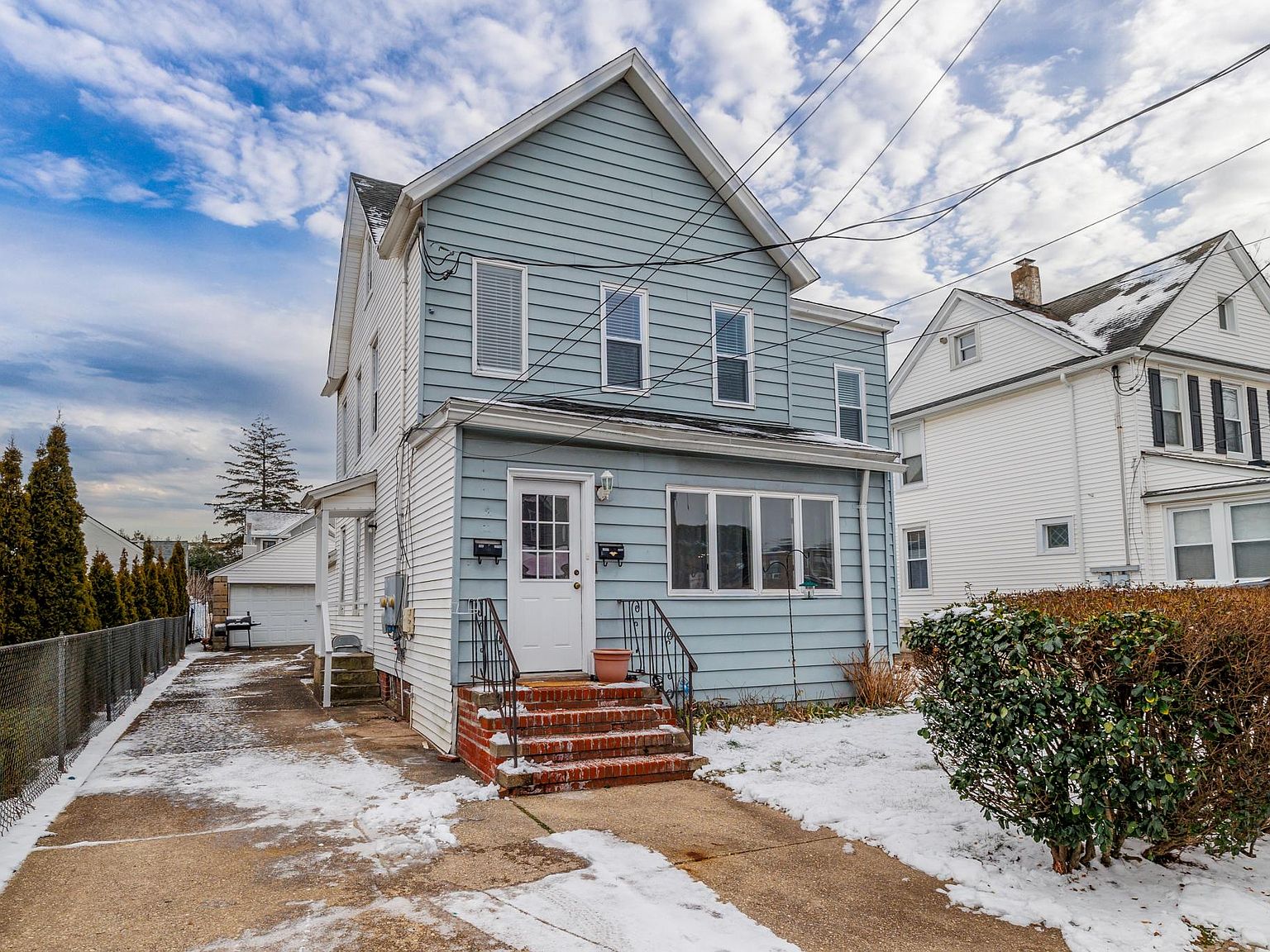 27 Saint Marks Ave, Rockville Centre, NY 11570 Zillow