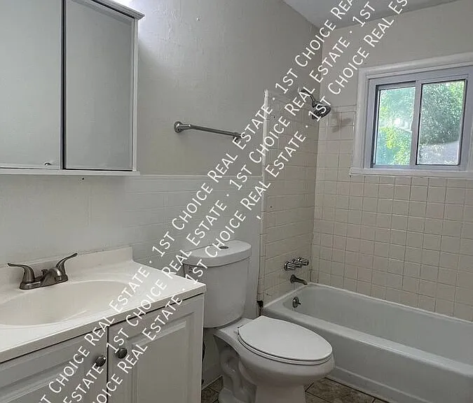 901 Pierce Rd — Photo 9