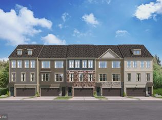 14143 Slate St, Woodbridge, VA 22193