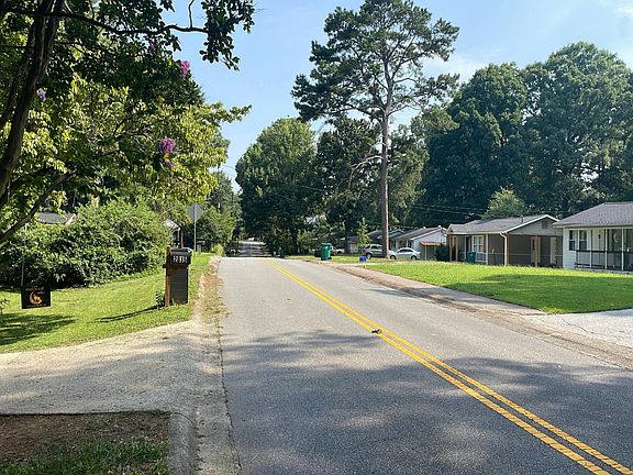 5th image of 2816 Old Concord Rd SE