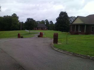 2358 Glennridge Rd, Columbia, TN 38401