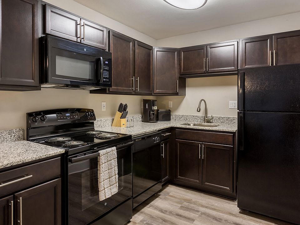 1 bedroom Kitchen at Halcyon Apartment