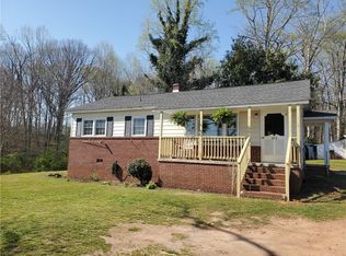 673 Ireland Rd, Pickens, SC 29671