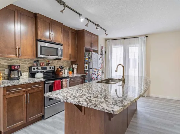 37 Auburn Bay Park SE, Calgary, AB T3M 1K8