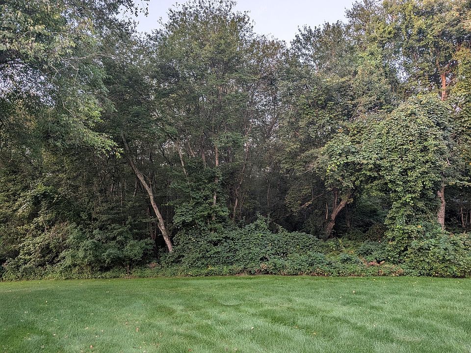 1st image of 139 Meadow Rd