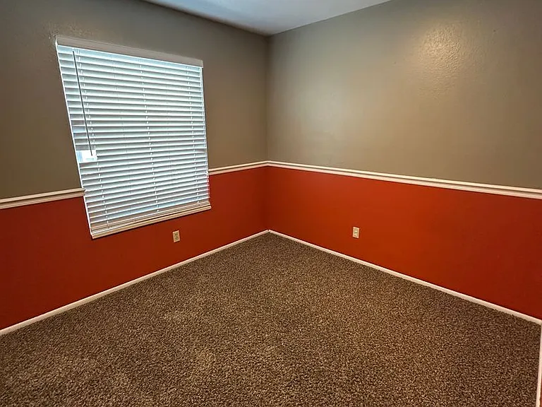 2269 W Skyview Dr — Photo 13