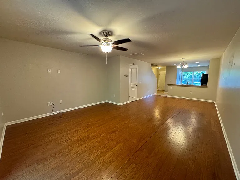 6622 Morgantown St — Photo 5