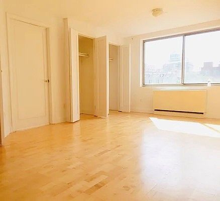 2nd image of 698 10th Ave #3S