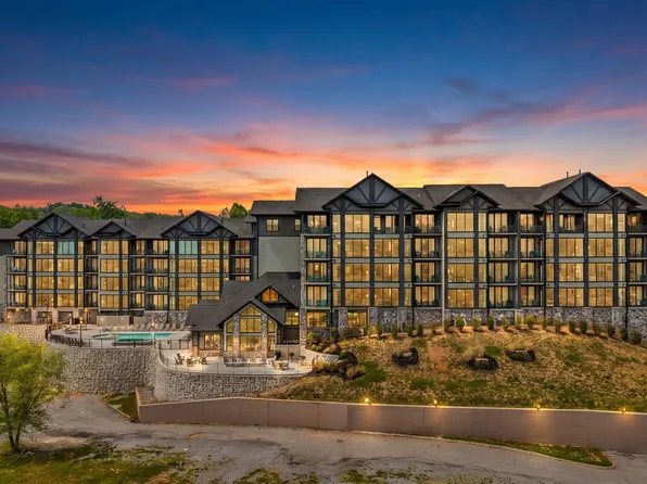 855 Campbell Lead Rd #305, Gatlinburg, TN 37738