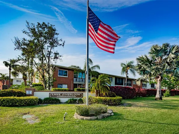 4550 Overlook Dr NE APT 262, Saint Petersburg, FL 33703