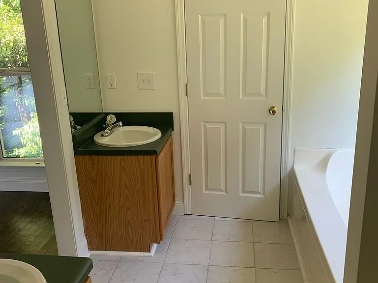 1512 Upper Sassafras Pkwy — Photo 16