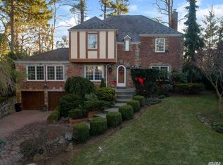 18 Soundview Crst, Manhasset, NY 11030