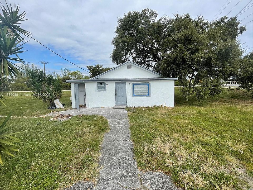 1st image of 407 NW 3rd Pl Unit 1