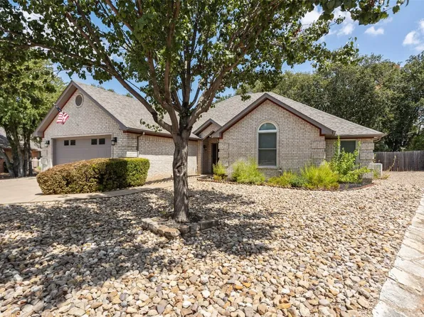 5411 Cortez Dr, Granbury, TX 76049