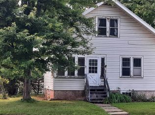 248 S Main St, Clintonville, WI 54929