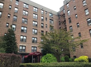 83-25 98th St #2T, Woodhaven, NY 11421