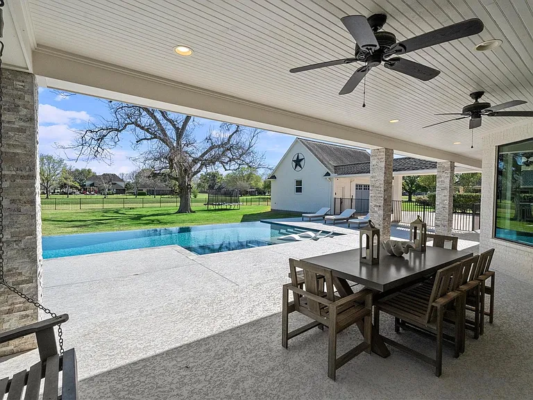 2703 Cavallo Pass — Photo 44