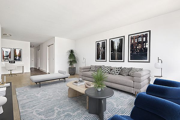 1st image of 10420 Queens Blvd APT 10C