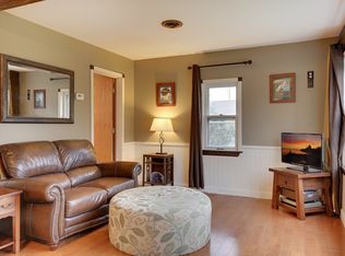 9520 23rd Ave N, Plymouth, MN 55441