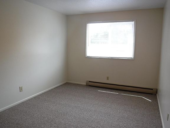 5th image of 514 Rollins St APT 2