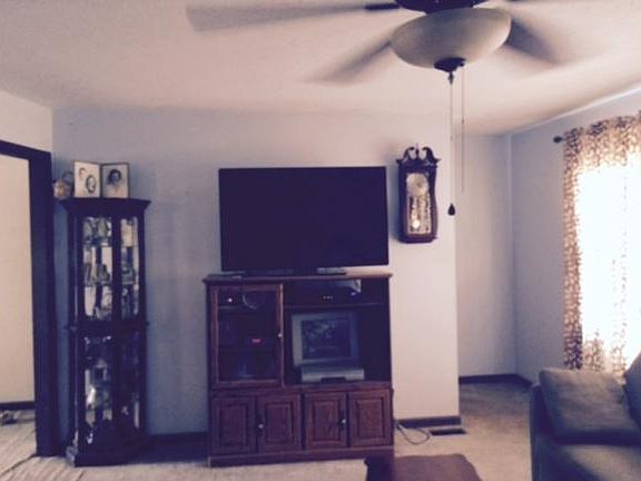4th image of 1521 Lowell Dr