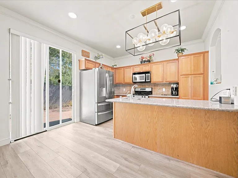 9105 Echo Point Pl — Photo 9
