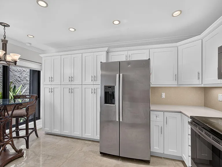 65 Balfour Rd E — Photo 7