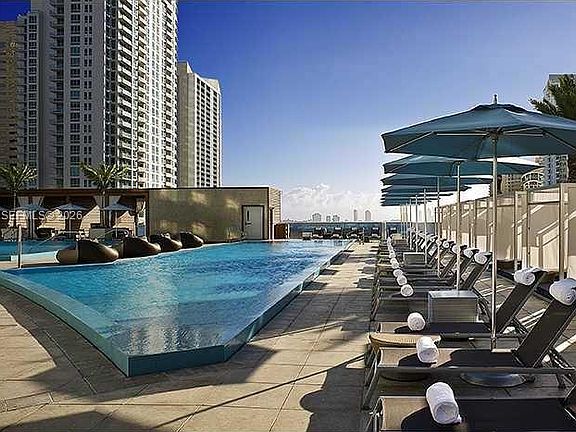 2nd image of 200 Biscayne Boulevard Way APT 4904