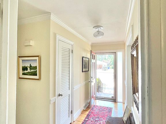 4th image of 1501 Brownlea Drive