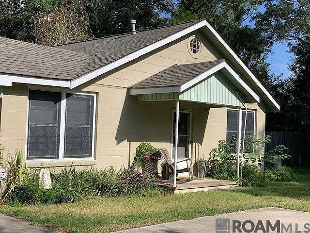 1325 Lee Dr — Photo 1