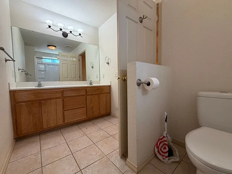 2353 Sierra Vista Ct — Photo 7