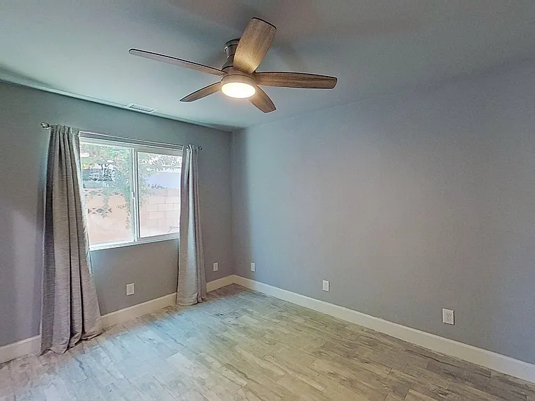 13922 Heidi St — Photo 16