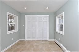 1st image of 64 Pembroke St