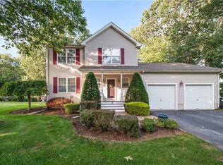 13 Woodmist Cir, Coventry, RI 02816