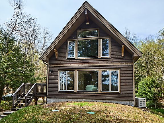 4th image of 299 Pine Ridge Rd