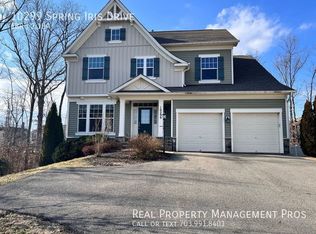 10299 Spring Iris Dr, Bristow, VA 20136