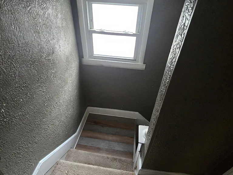 670 Willey St — Photo 14