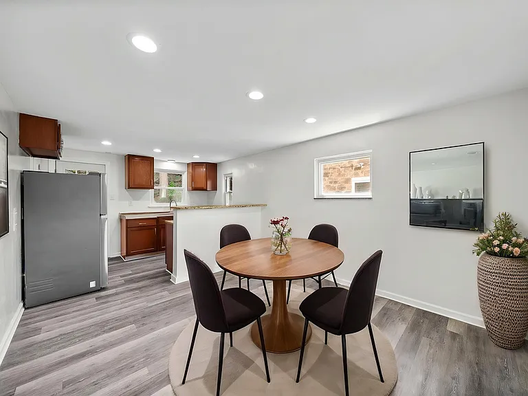 363 Olancha Ave — Photo 1