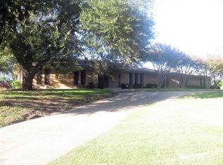 608 Shady Ln, Seagoville, TX 75159